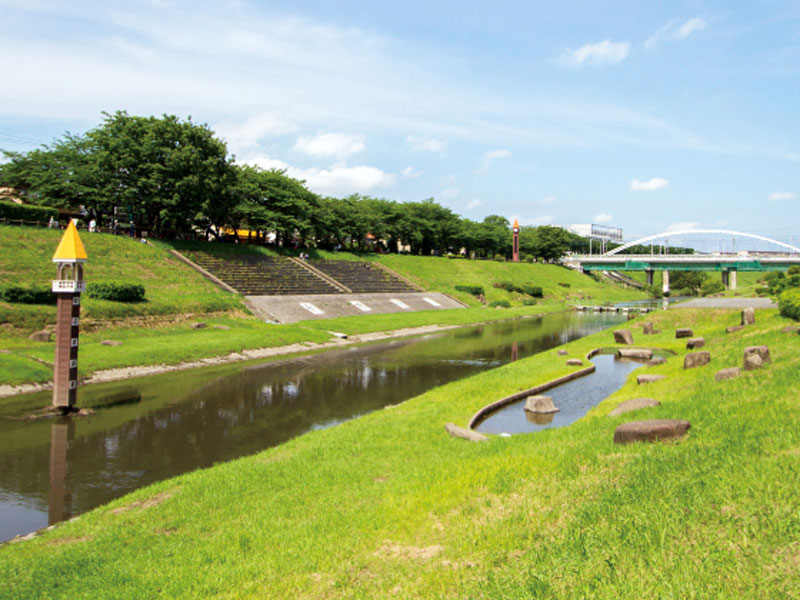 運河水辺公園