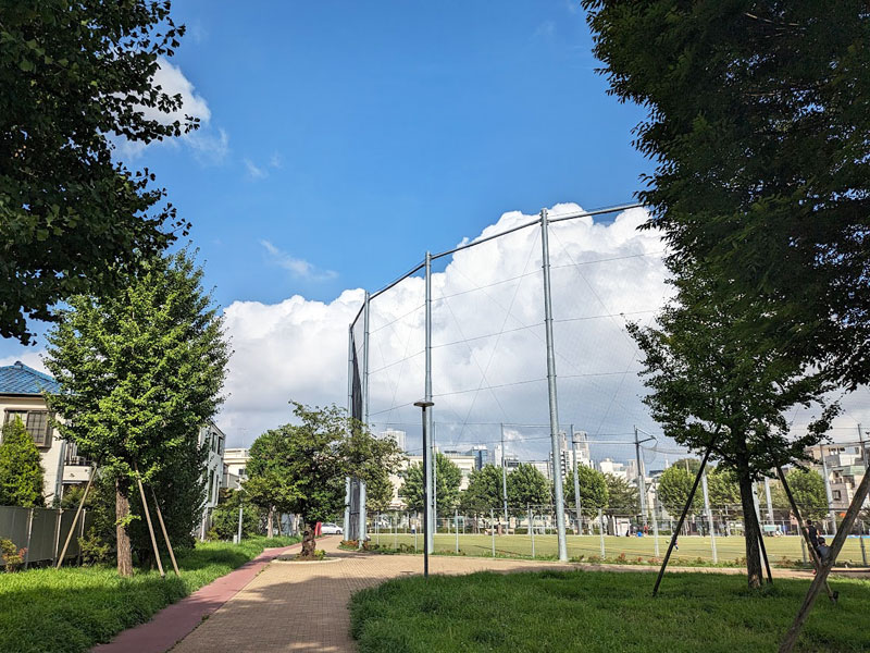 中野区立本五ふれあい公園