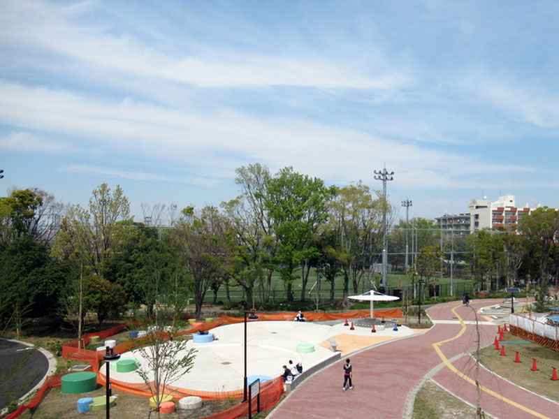 中野区立平和の森公園