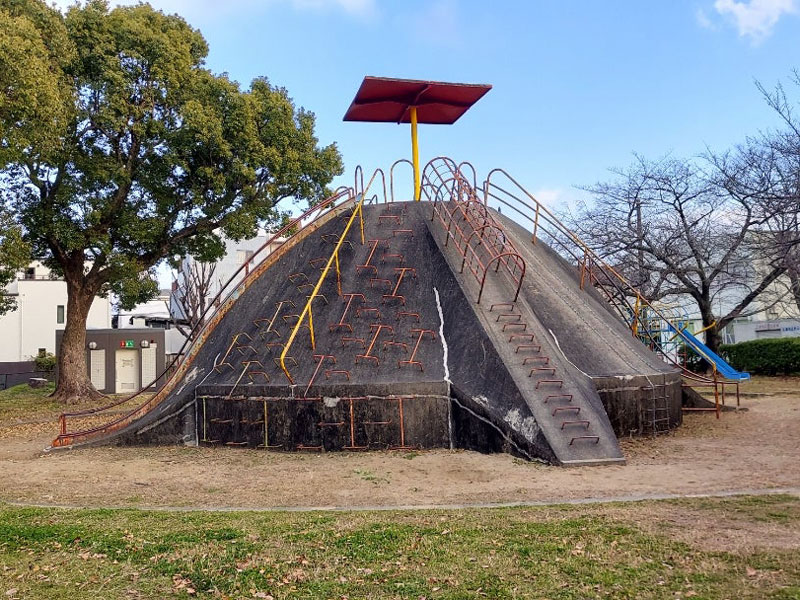 岡東公園