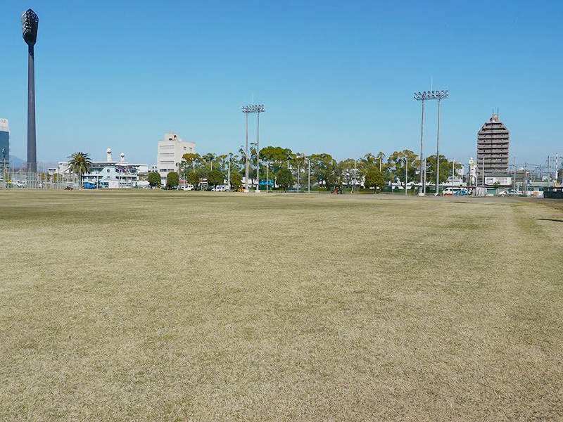 津留運動公園