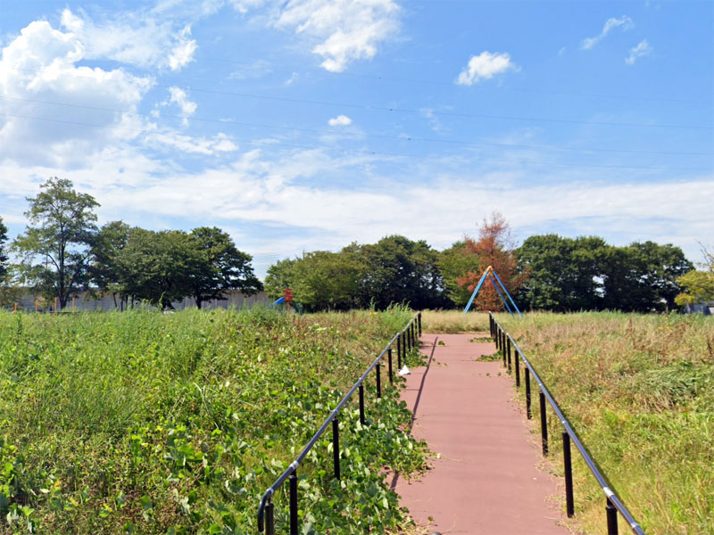 御所野堤台近隣公園